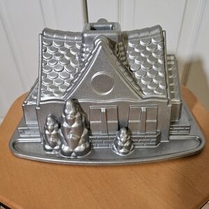 Nordic Ware Gingerbread House Bundt Pan
